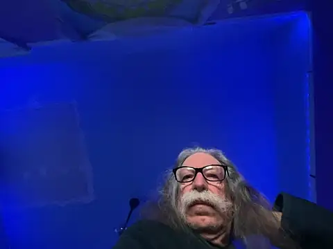 Snapshot of LickYourYoni chatting on February 24, 2026, 3:13 pm LickYourYoni online show from February 24, 2026, 3:13 pm