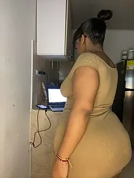 Snapshot of NataliaMillers chatting on May 22, 2026, 1:03 am NataliaMillers online show from May 22, 2026, 1:03 am