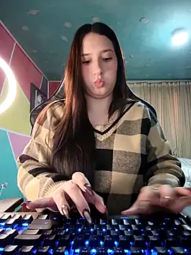 Snapshot of Mysticdooll69 chatting on April 7, 2026, 4:20 pm Mysticdooll69 online show from April 7, 2026, 4:20 pm