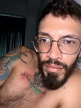 Snapshot of Simon_Rz chatting on January 11, 2026, 12:45 pm Simon Rz online show from January 11, 2026, 12:45 pm