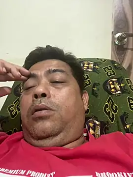 Yourlovelykhen online show from January 17, 2026, 8:51 am