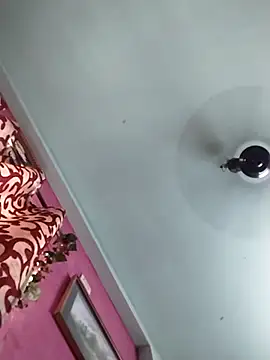 pinkisaha75 online show from April 21, 2026, 2:51 am