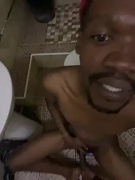 BigAndBeaut online show from February 25, 2026, 9:25 pm