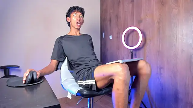 neitan miller  online show from February 10, 2026, 12:09 am