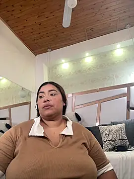Snapshot of tatikanyx chatting on May 26, 2026, 12:25 pm tatikanyx online show from May 26, 2026, 12:25 pm