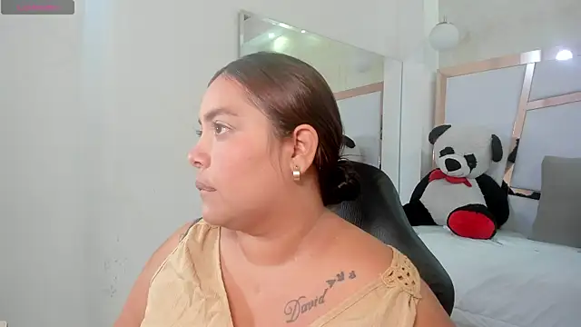 Snapshot of tatikanyx chatting on May 25, 2026, 12:04 pm tatikanyx online show from May 25, 2026, 12:04 pm