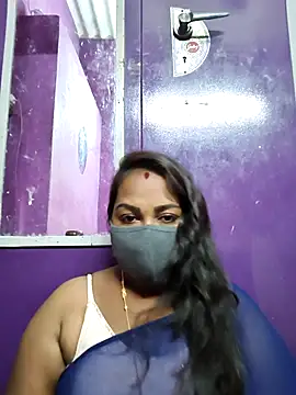 Tamil Hot Priya online show from March 7, 2026, 4:52 am