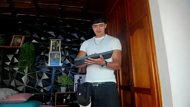 elliot colton online show from March 29, 2026, 9:05 pm