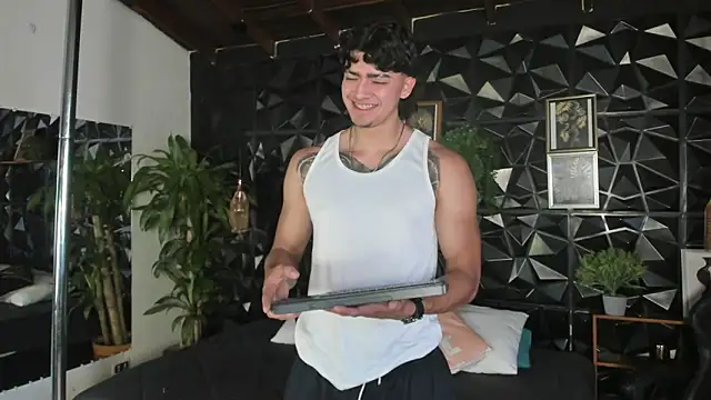 elliot colton online show from May 24, 2026, 2:28 pm