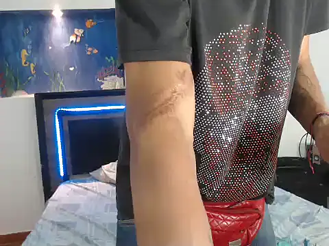 Skinny horny boy online show from February 7, 2026, 11:57 pm