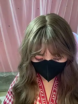 -Violet-t online show from March 13, 2026, 3:28 pm