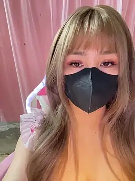 -Violet-t online show from March 21, 2026, 12:42 pm