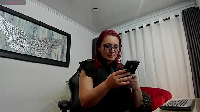 VictoriaPaker online show from May 12, 2026, 12:44 pm