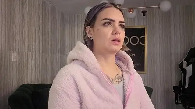 Snapshot of zarcasutra_t chatting on March 2, 2026, 12:56 pm zarcasutra t online show from March 2, 2026, 12:56 pm