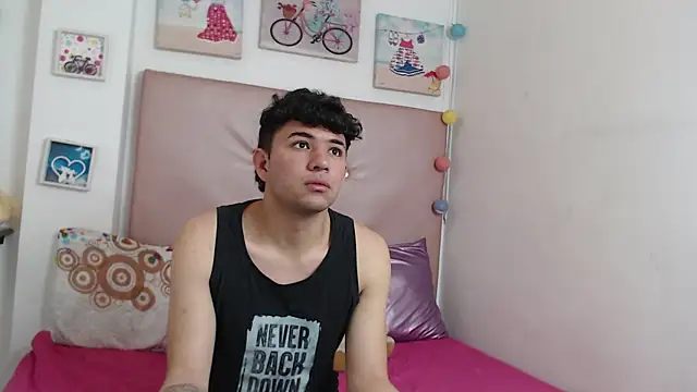 iam  lukas   online show from January 13, 2026, 2:32 pm