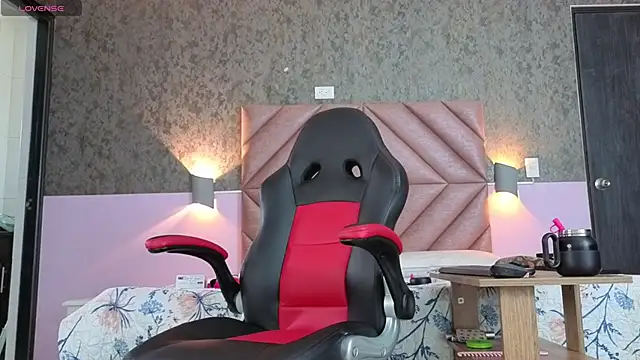 tabata monroe online show from March 3, 2026, 7:21 pm