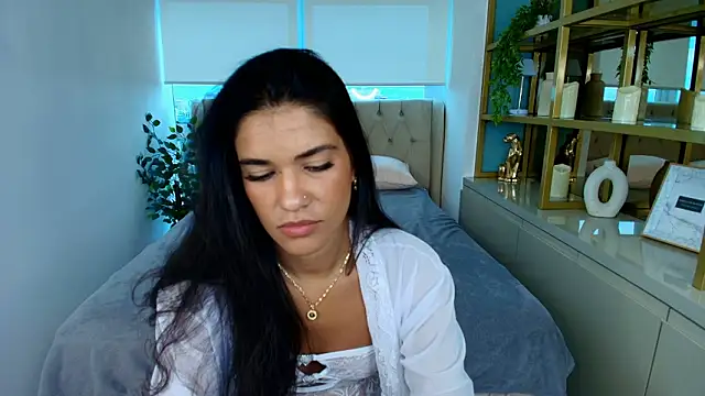 Snapshot of Maxine_Spencer chatting on February 2, 2026, 7:57 pm Maxine Spencer online show from February 2, 2026, 7:57 pm