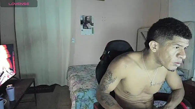 Snapshot of antonio_aguilarx chatting on July 15, 2026, 1:34 am antonio aguilarx online show from July 15, 2026, 1:34 am