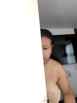 SexyandnaughtyLatinos online show from April 9, 2026, 12:11 pm