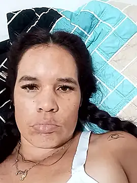 horny girl33 online show from January 15, 2026, 6:44 pm