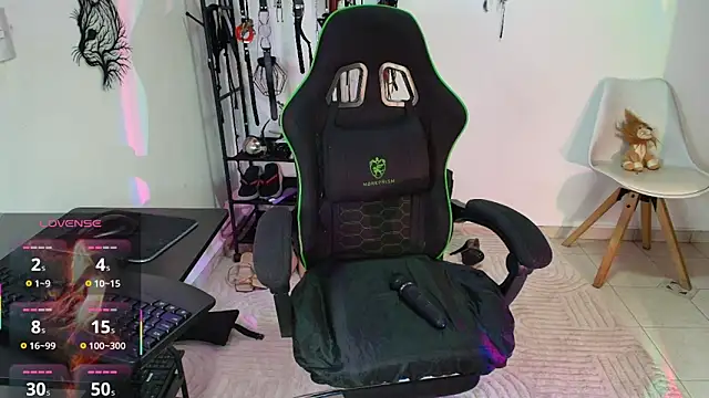 ariannaconnor  online show from March 13, 2026, 4:12 pm