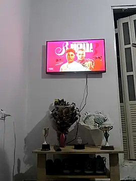 VersedChip online show from April 18, 2026, 5:21 am