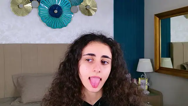 Susan Fors online show from March 17, 2026, 6:27 am