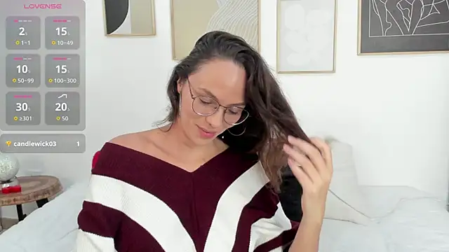 Julianneharris online show from April 18, 2026, 3:25 pm