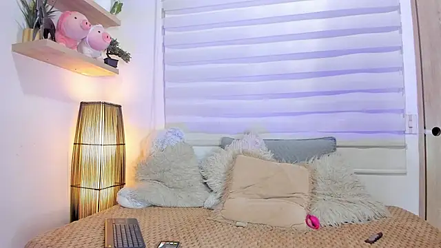 Snapshot of mia_ebony_ chatting on May 10, 2026, 11:36 am mia ebony online show from May 10, 2026, 11:36 am