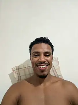 LorenzoBlack27 online show from April 11, 2026, 2:41 am