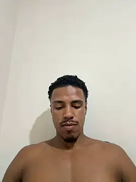 Snapshot of LorenzoBlack27 chatting on May 5, 2026, 10:57 pm LorenzoBlack27 online show from May 5, 2026, 10:57 pm