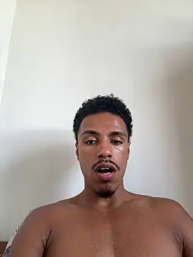 LorenzoBlack27 online show from March 20, 2026, 6:53 pm