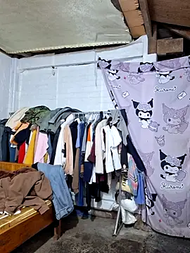 Snapshot of Adela-222 chatting on February 19, 2026, 3:03 am Adela-222 online show from February 19, 2026, 3:03 am