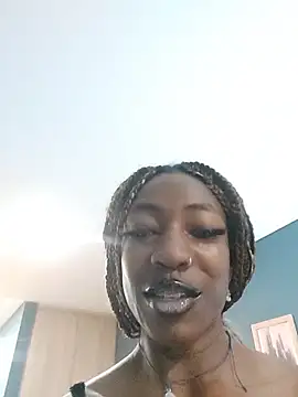 DaniaMarcell online show from February 9, 2026, 1:09 pm