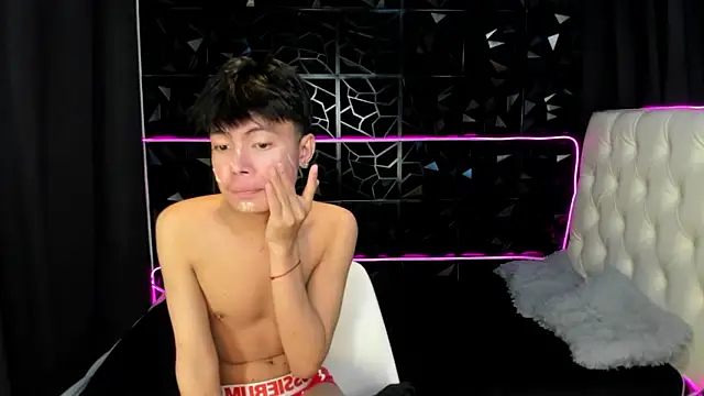 Snapshot of urtwinkbrixz chatting on February 24, 2026, 5:30 am urtwinkbrixz online show from February 24, 2026, 5:30 am