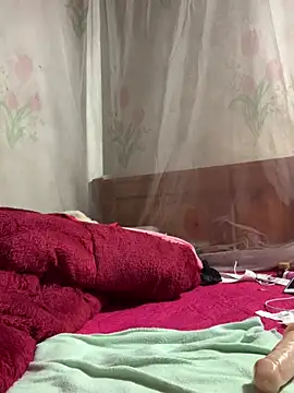 -Mery- online show from March 16, 2026, 8:44 pm