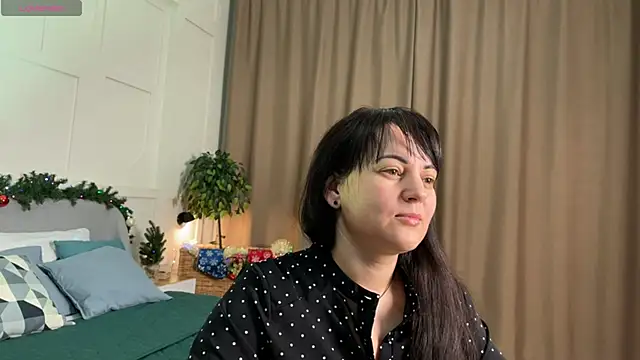 Snapshot of _SilkyShadow_ chatting on January 15, 2026, 1:09 am SilkyShadow online show from January 15, 2026, 1:09 am