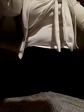 Snapshot of hoahong2 chatting on February 25, 2026, 2:39 pm hoahong2 online show from February 25, 2026, 2:39 pm