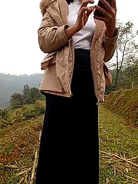 Snapshot of hoahong2 chatting on January 19, 2026, 1:31 am hoahong2 online show from January 19, 2026, 1:31 am