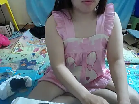 -Mimiu- online show from March 3, 2026, 1:07 pm