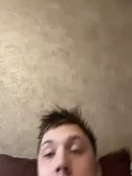 Snapshot of Dildogang chatting on February 1, 2026, 5:17 am Dildogang online show from February 1, 2026, 5:17 am