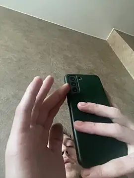 Snapshot of Dildogang chatting on February 4, 2026, 5:35 am Dildogang online show from February 4, 2026, 5:35 am