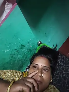 Snapshot of Reena_lodha chatting on June 24, 2026, 11:13 pm Reena lodha online show from June 24, 2026, 11:13 pm