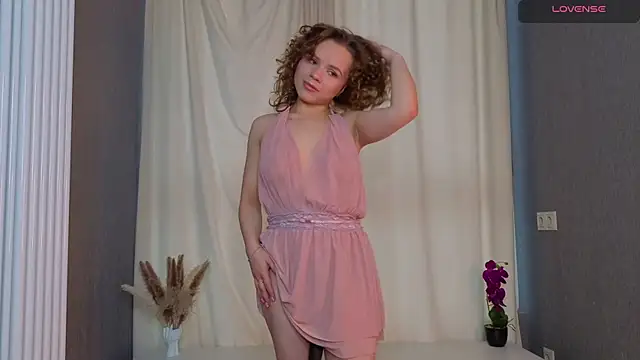 mymonique online show from April 7, 2026, 6:15 am