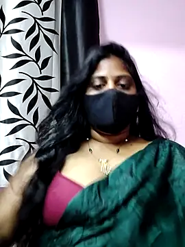 Snapshot of suma_telugu1 chatting on July 5, 2026, 2:27 am suma telugu1 online show from July 5, 2026, 2:27 am