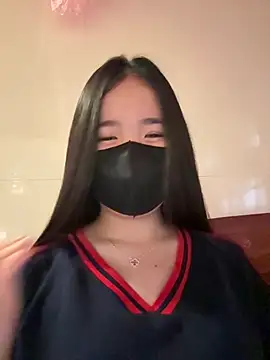 Gwen879 online show from February 28, 2026, 1:16 am