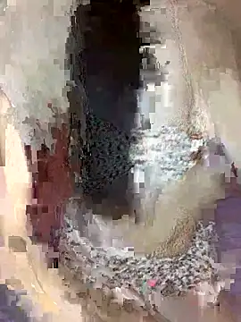 Linhtruong   online show from March 2, 2026, 4:36 pm