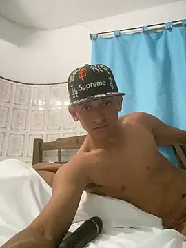 GeorgiandCoi online show from April 2, 2026, 6:31 am