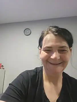 Snapshot of roksa2026 chatting on May 30, 2026, 9:15 am roksa2026 online show from May 30, 2026, 9:15 am