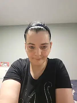 Snapshot of roksa2026 chatting on May 8, 2026, 9:46 am roksa2026 online show from May 8, 2026, 9:46 am